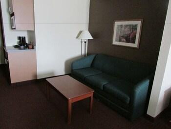 Western & Hotel 3*